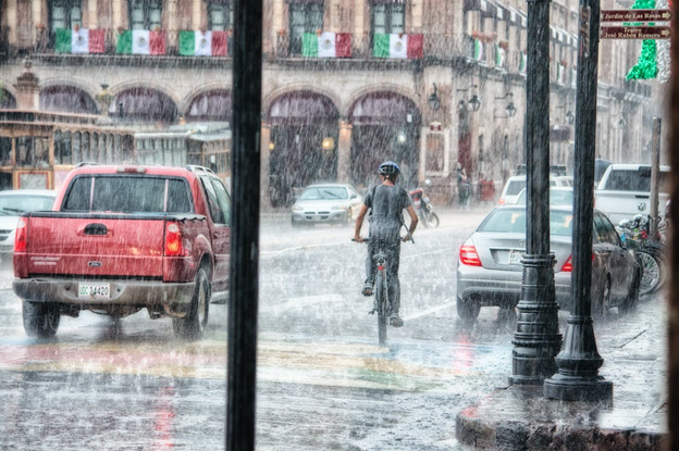 Traffic during a rainstorm